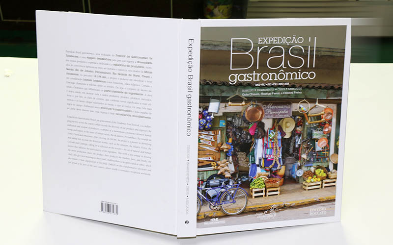 精裝書印刷,高檔精裝書印刷,國外旅遊精裝書印刷 精裝書印刷,高檔精裝書印刷,國外旅遊精裝書印刷